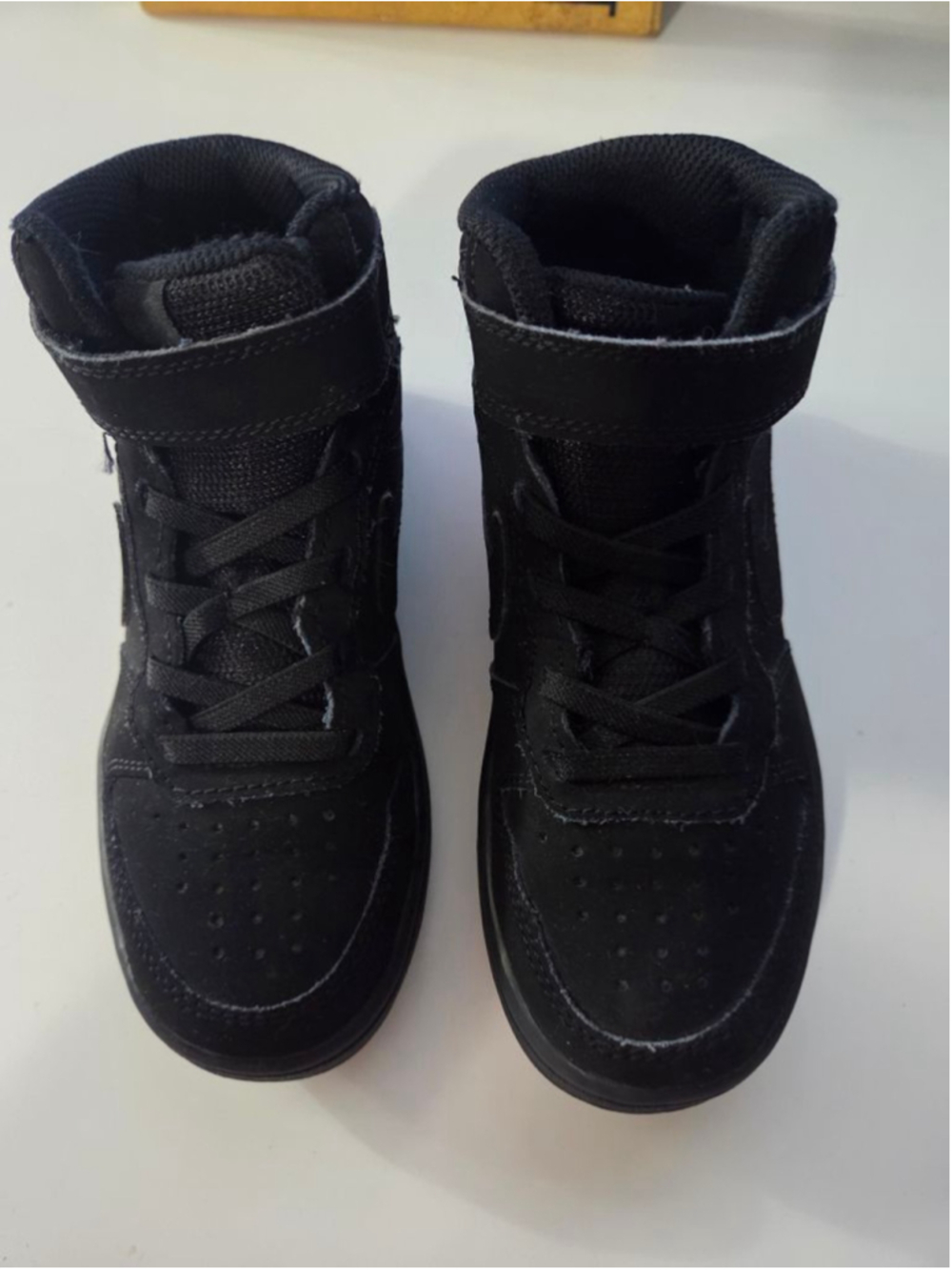 Nike court borough black nubuck sneakers